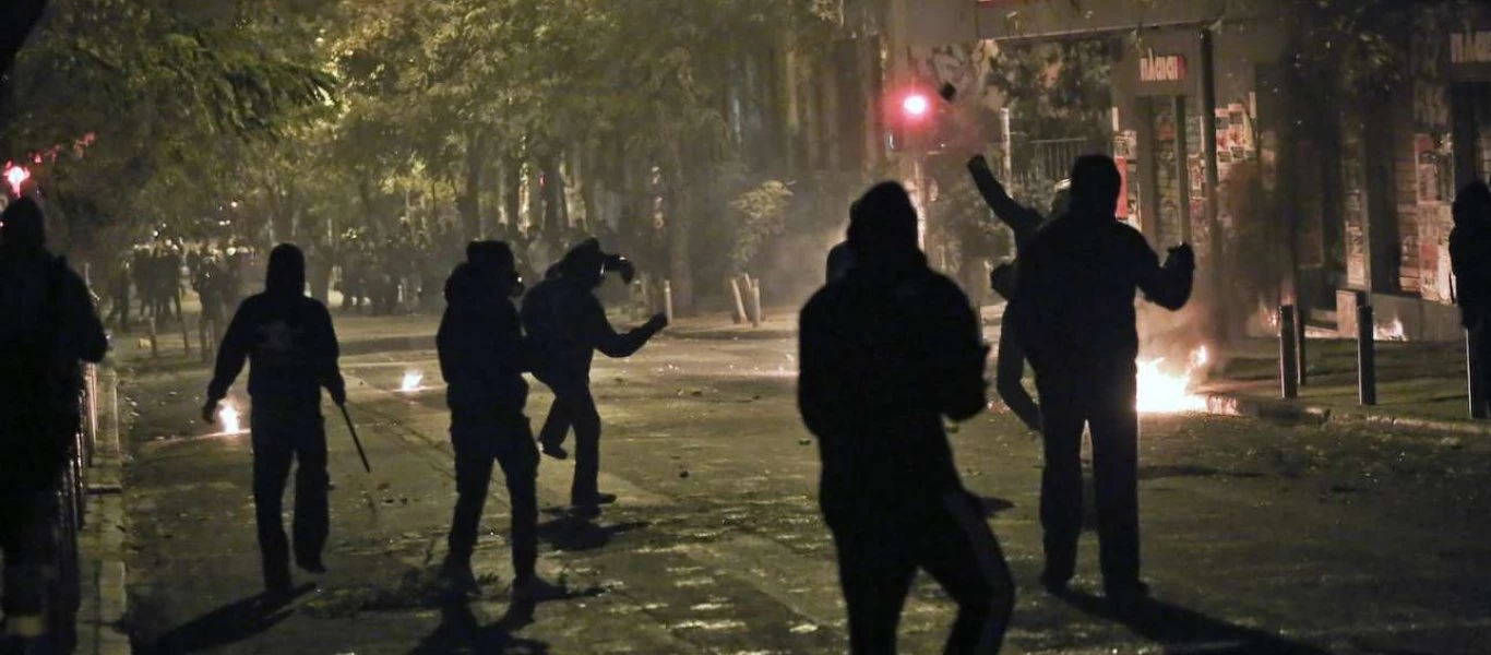 ΕΛ.ΑΣ: «Κάποια στιγμή οι μπαχαλάκηδες θα τρώνε ξύλο από τον κόσμο και εμείς θα τρέχουμε να τους σώσουμε»